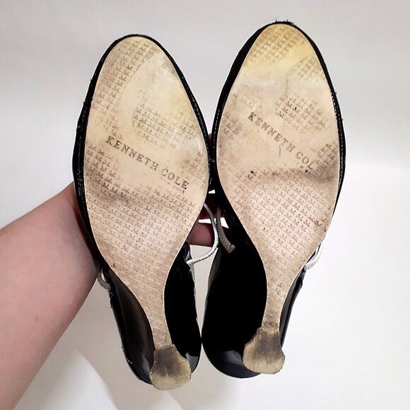 KENNETH COLE Nautical Style Wedge Heel Mary Janes in Black Patent Leather - Picture 10 of 12